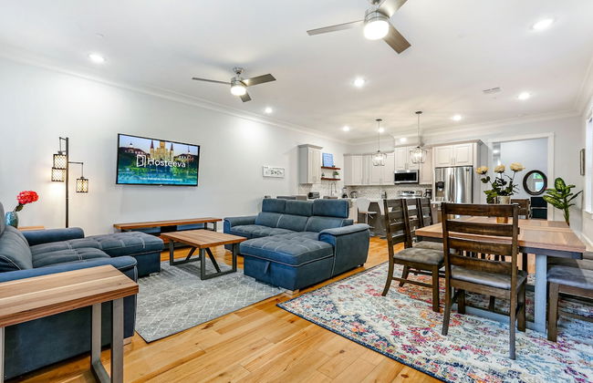 Chic Urban Retreat with Pool Steps to Bourbon St - Photo 21