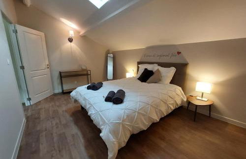 "Le petit bonheur" Gîte van 4 tot 12 personen met privé vijver van 2Ha - Foto 6