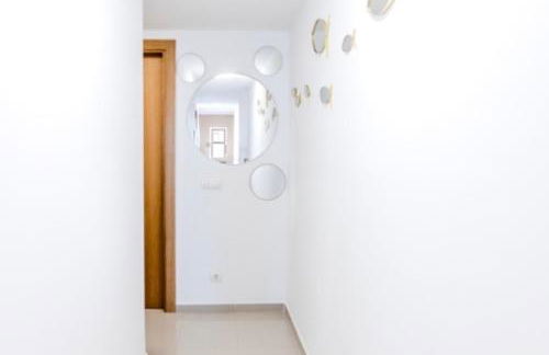 Frente a mar salida directa playa solo 30M agua - Foto 33