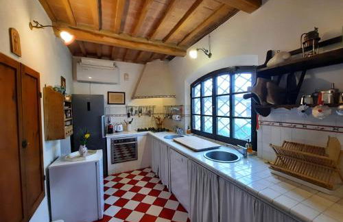 Pasqui Villas La Consuma villa storica in paese con vista pscina WiFi - Foto 31