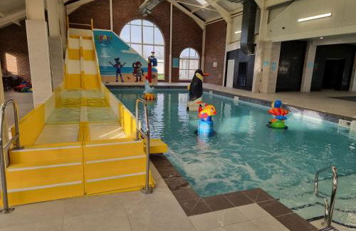 Lucy's Lodge - Photo 22