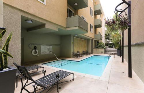 Beverly Hills Midle City 1 br Apt with Parking 202 - Photo 54