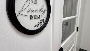 Boho Bliss Downtown Apartment in Historic Pilot Mountain - Foto 4