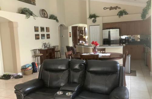 Beautiful furnished 3 BR home, pool, clubhouse access - if interested, please provide your name, contact info - Photo 14