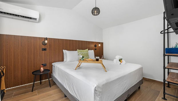 Brand NEW 2br1ba w Privatepool in Amazing Location - Foto 2, Habitación