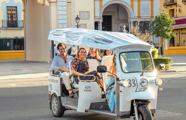 Seville Private Tuk-Tuk Tour - Foto 9