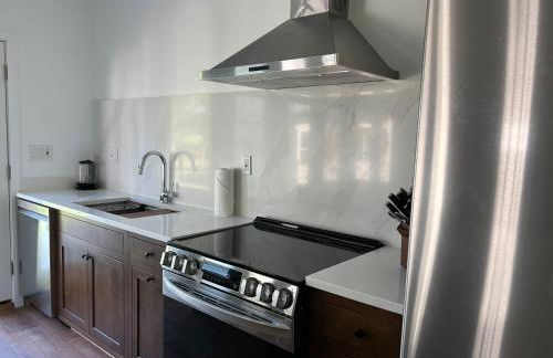 Private Cottage - Panoramic River Views, Near Casino and Downtown - Foto 5