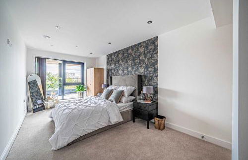 Leeds City Centre 2BR Apartment - Luxury Stay with Private Terrace - Foto 34