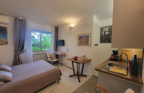 Cannes Studio privé climatisé et bon wifi - Foto 5