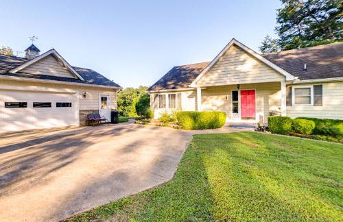 Pet-Friendly New Concord Vacation Rental on Lake! - Foto 2