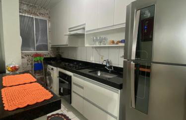 Apartamento com AR Condicionado splint, condomínio com piscina 2 Qts, próximo à praias e ao pavilhão de Carapina com portaria 24h - Foto 2