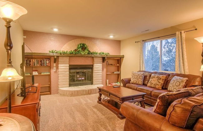 4BR Entertainer AF Academy Hot Tub, Firepit! - Foto 24