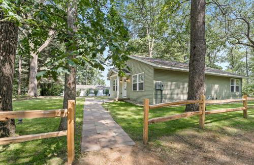 Picture Perfect Dual Home on the Lake - Foto 14