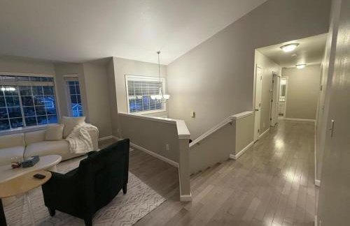 Spacious 5BR Walk to Wild Waves! - Foto 15