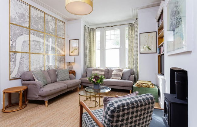 Stunning 2 Bed Apt W Garden in Clapham - Photo 9