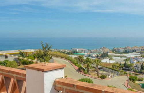 Villa privada con increíbles vistas al mar - Photo 32