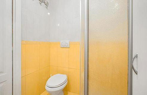 Cozy Apartment In Capezzano Pianore - Foto 18