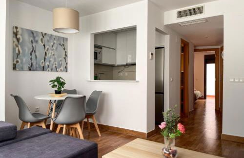 ᔓ Alameda de Capuchinos by DV Properties ᔕ - Photo 3