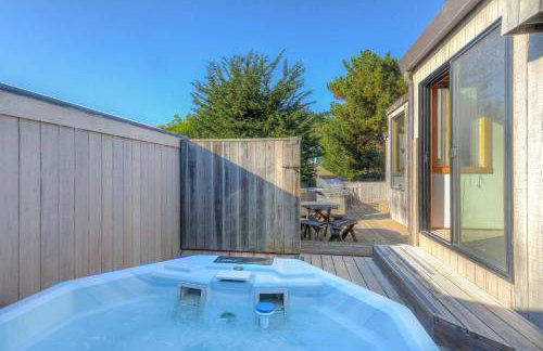 Albatross House with Ocean View Hot Tub - Foto 12