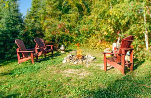 Spacious Leech Lake Home on 2 Private Acres, 200' of lake shore 15 Minutes to Walker with boat lift, dock, swimming, fire pit - Foto 34