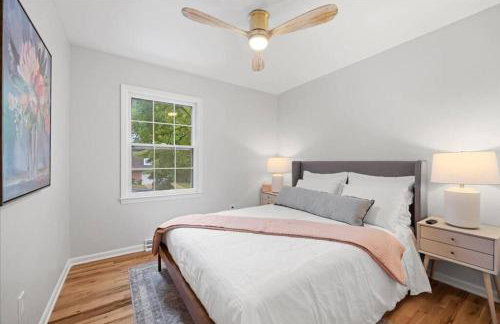 Light Bright OP Remodeled Home 4BD 2BTH - Foto 46