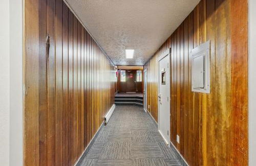 Girdwood Lodge - Photo 16