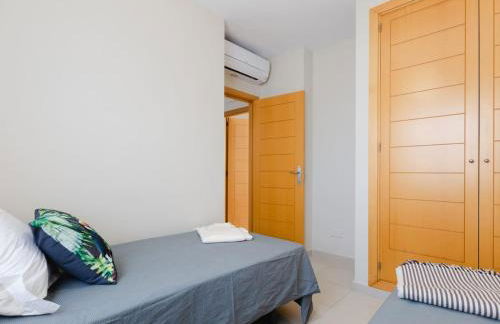 La Marina II, luminoso apartamento junto a la playa - Photo 18