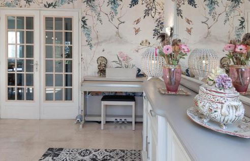 Gorgeous Apartment In Concarneau - Photo 21