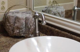 Charming Central Amarillo Retreat with a Jacuzzi - Photo 28