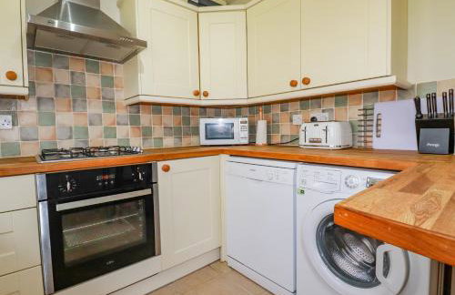 Little Oaklands - Photo 7