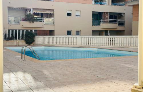 Golfe-Juan Gem, Pool & Beach - Photo 16