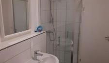 Moderne 2-Zimmer-Wohnung mit Balkon - ideal für 4 Gäste - Foto 2, Shower