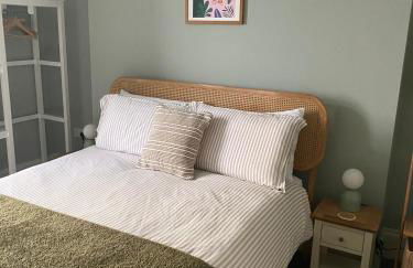 Spacious flat - fabulous sea views & walk to beach - Foto 18