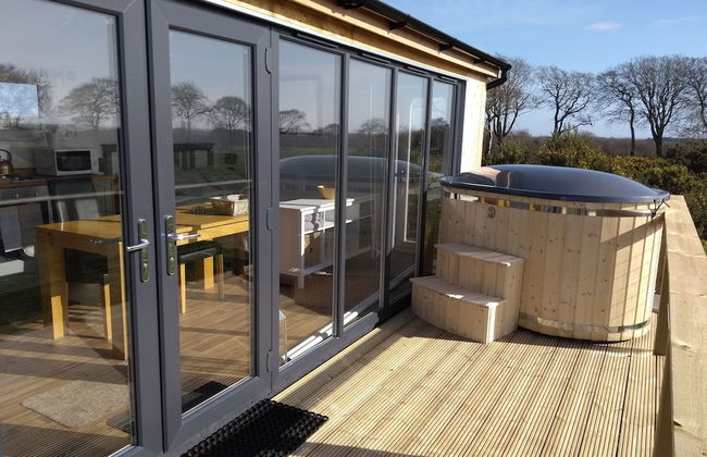 Cleeves Cabins, Ailsa Luxury Lodge With hot tub - Foto 20