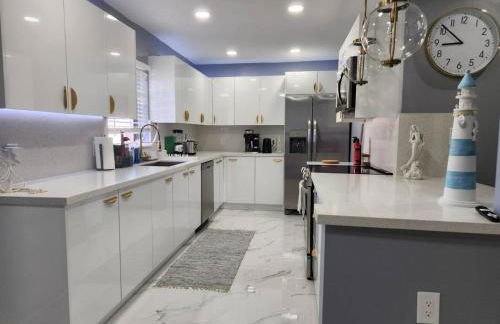 2-bed Lakeridge Fllfree Parking 6 Min To Beach - Foto 3