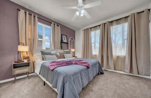 Modern 2BR2BA Pool Gym Near Airport #8 - Foto 53