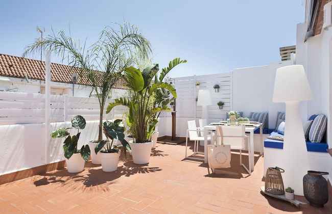 Sitges Group Blue and White - Photo 72