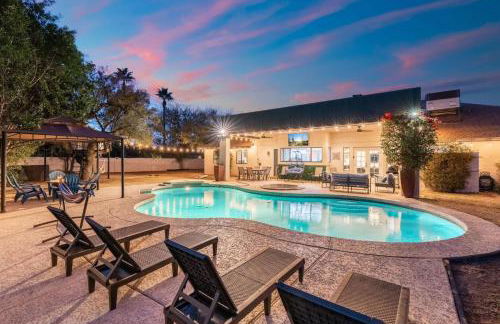 SdaleTreehouse Pool Gameroom Firepit - Foto 1