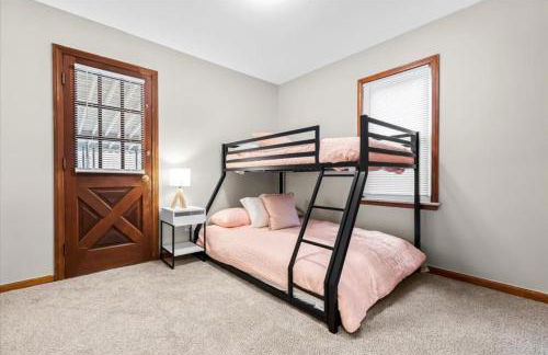 Near Greenfield Village-Downtown Dearborn-Oakwood - Foto 6