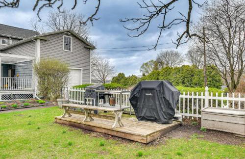 Lakefront Cayuga Retreat with Private Deck and Hot Tub - Foto 37