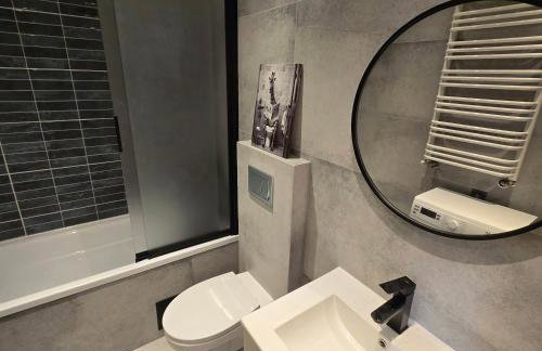 Apartament z kominkiem w starej kamiennicy - Foto 15