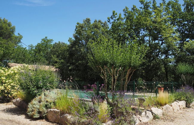 Menerbes Home With Private Pool - Photo 13