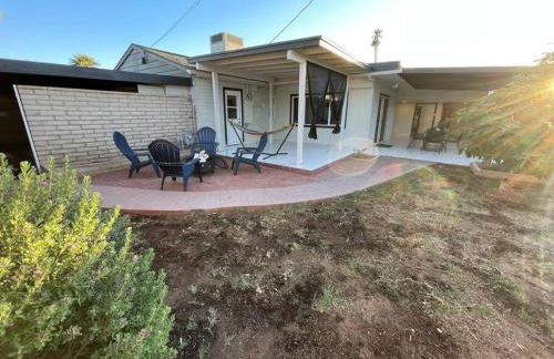 New Midtown Studio with Full Kitchen (Unit C) - Foto 7