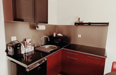 "Le Petit Paradis" au Centre Ville d'Oyonnax - Foto 79