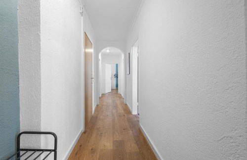 Moderne Suite bis zu 6 Personen - Central- free Parking - 3 Bedrooms - Netflix - Smart Home - Foto 41
