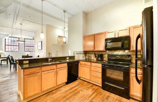 Bluebird Suites at the Warehouse District - Foto 9