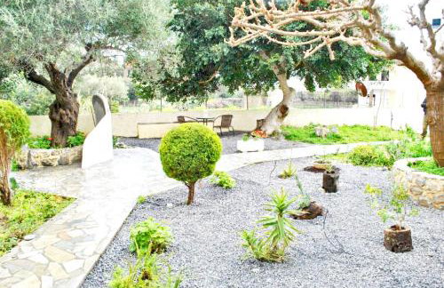 Chouzourakis Studios - Foto 11