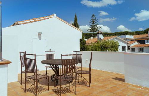 Villa Madrugada, beachside villa in Costabella - Photo 65