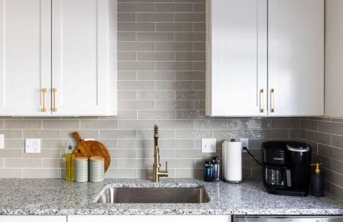 Modern 3BR Near Cleveland Clinic - Foto 29