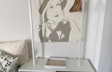 Architect-Apartments 80qm 3 Schlafzimmer, integrierter Küche und Bad, 2min von A8, Garten mit Sitzgruppe, ruhig und modern - Foto 10